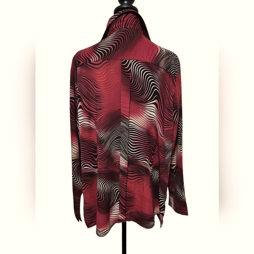 ASHLEY STEWART Women's Button-down Blouse in Hypnotic Print 16W - Picture 2 of 8